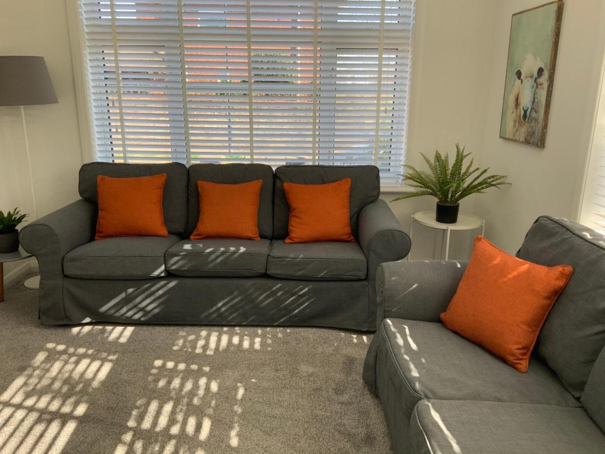 4 Bedroom House By Your Stay Solutions Short Lets & Serviced Accommodation Southampton With Terrace & Garden Εξωτερικό φωτογραφία