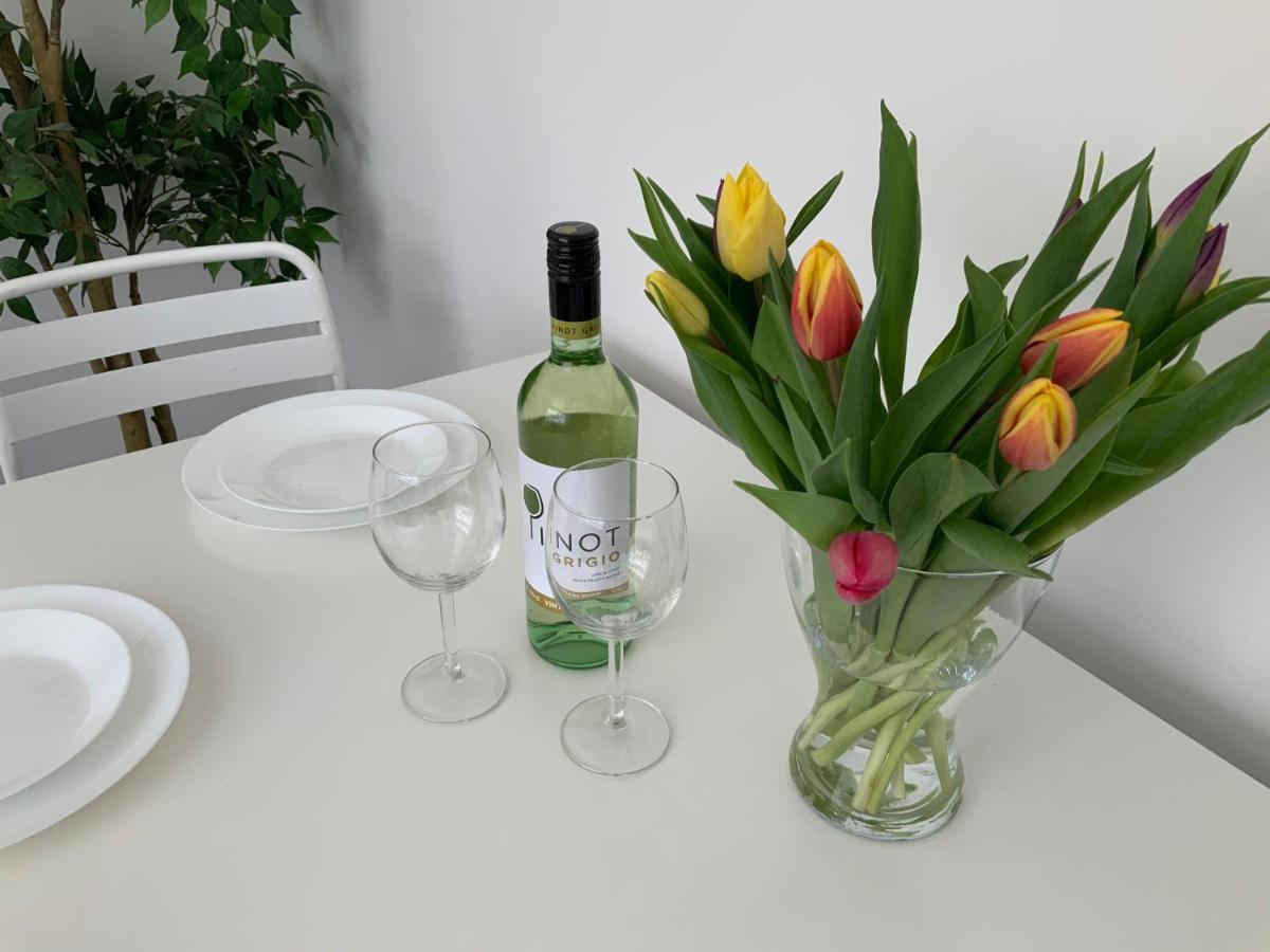 4 Bedroom House By Your Stay Solutions Short Lets & Serviced Accommodation Southampton With Terrace & Garden Εξωτερικό φωτογραφία